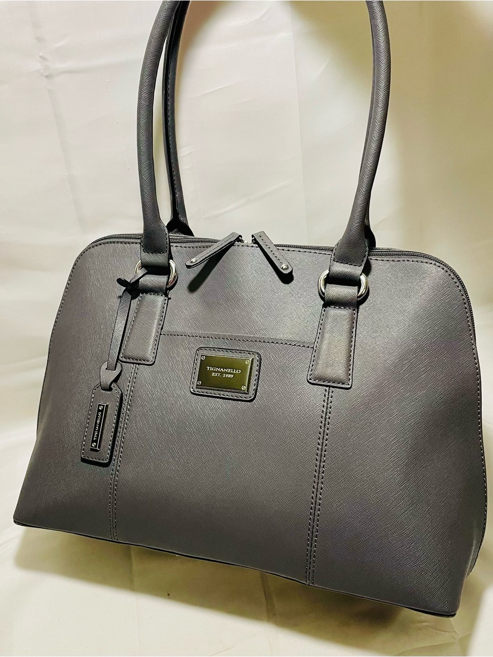 Tignanello "Clean & Classic" Saffiano Leather Satchel / Tote, LNC - Picture 3 of 16